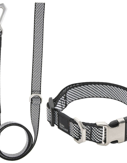 Load image into Gallery viewer, Pet Life ® 'Escapade' Outdoor Series 2-in-1 Convertible Dog Leash and Collar
