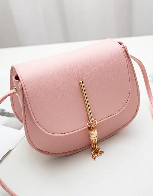 Load image into Gallery viewer, Fringe Crossbody Phone Bag and Round Purse
