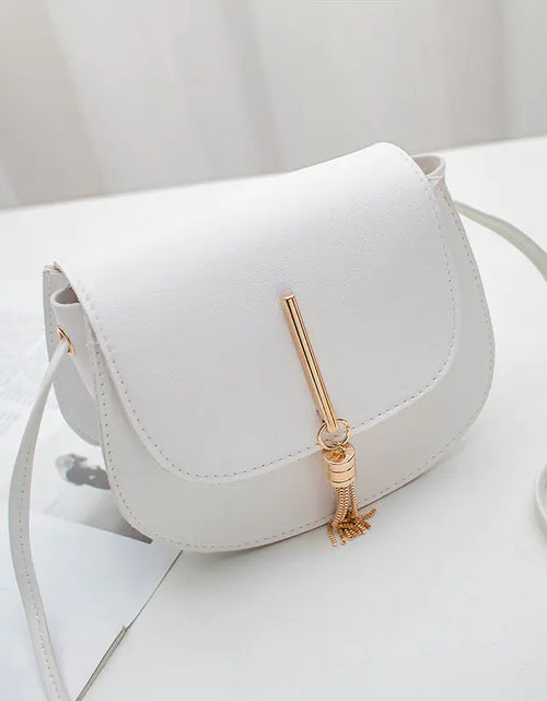 Load image into Gallery viewer, Fringe Crossbody Phone Bag and Round Purse
